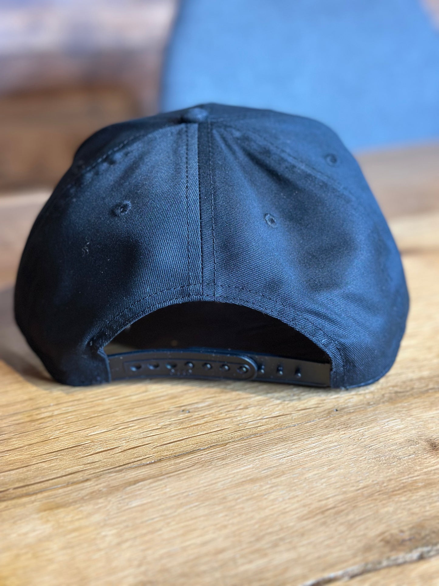 Tennessee Pennant Black Embroidered Hat – Officially Licensed