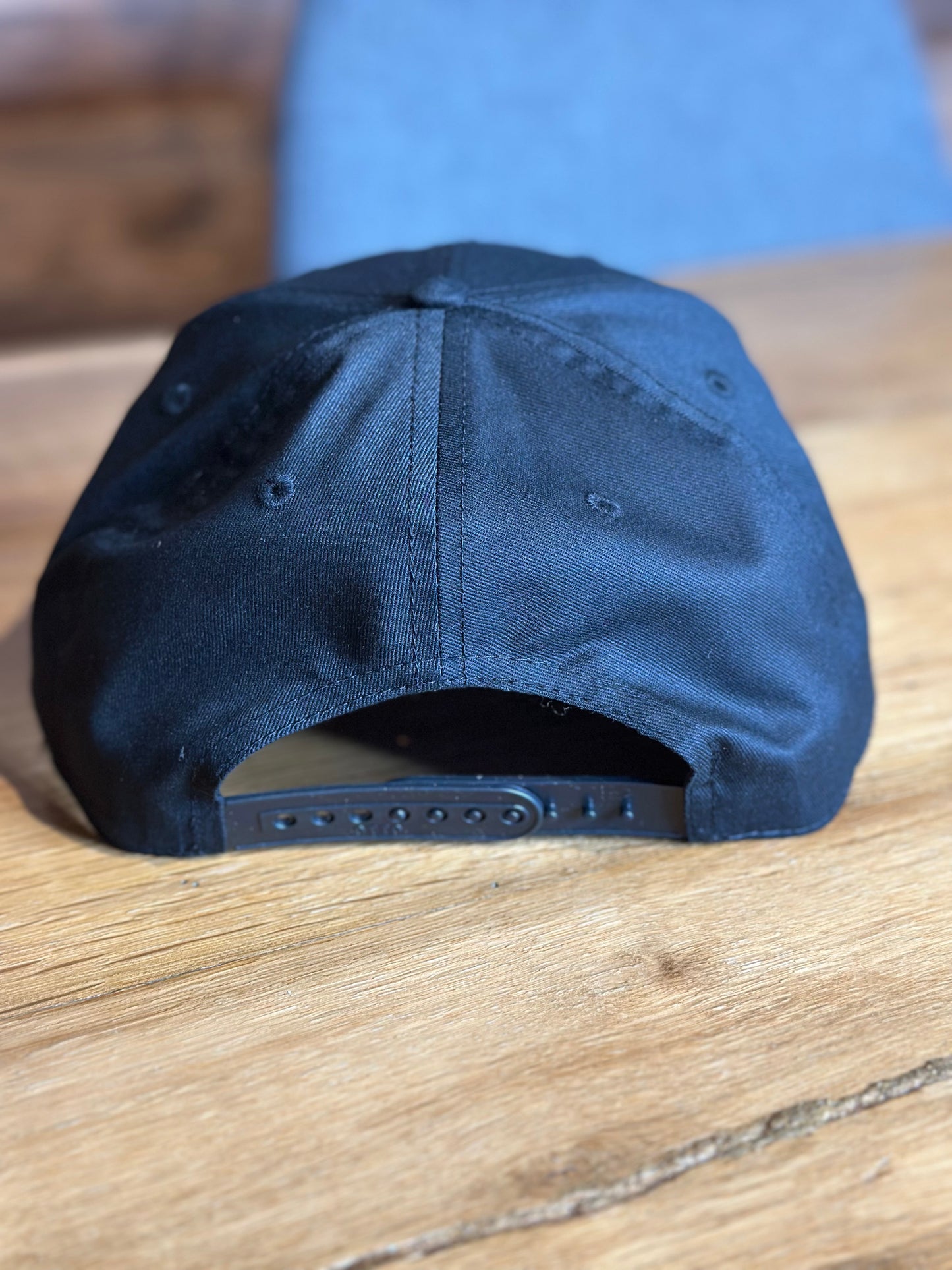 Tennessee Vols T Bow Black Embroidered Hat – Officially Licensed